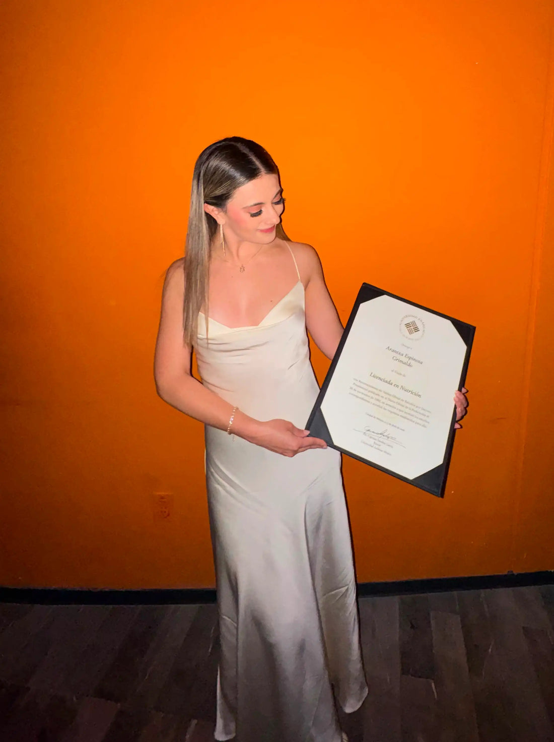 Arantxa Espinosa Grimaldo, nutrióloga clínica, con título profesional en nutrición.